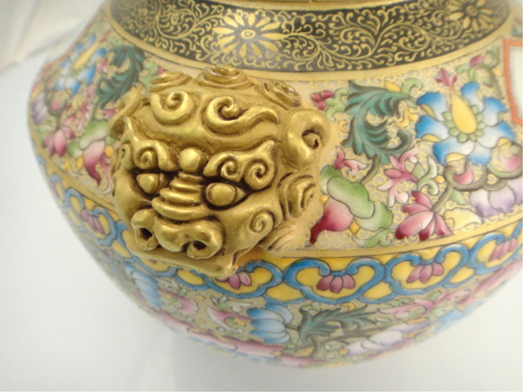 Antique Chinese Famille Rose Gold Gilt Vase - 3