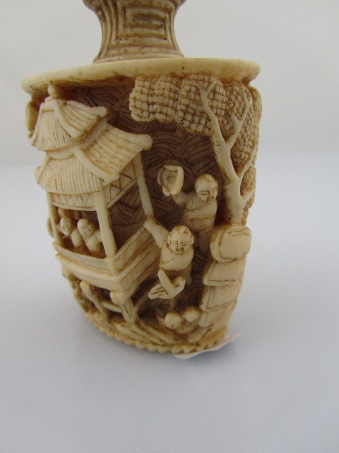 Antique Chinese Openwork Carved Ivory Snuff Bottl - 3