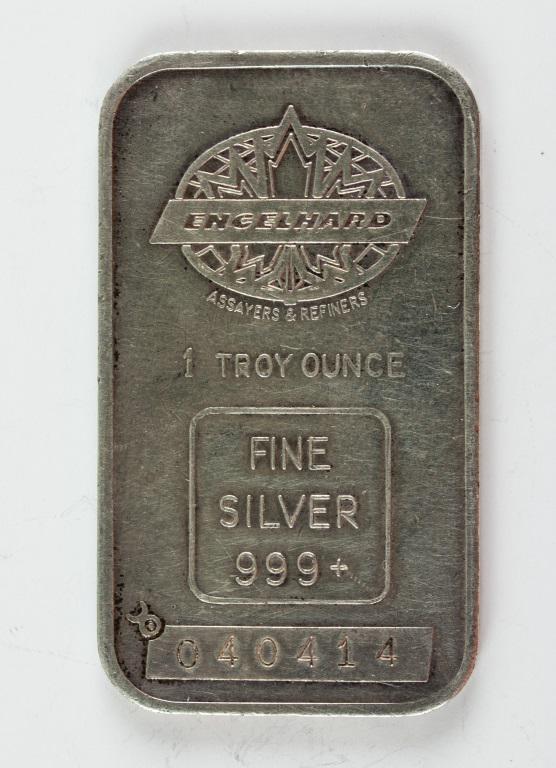 1981 Engelhard Commercial Bar Maple Leaf Variety B: 1981 United States Engelhard 1 troy ounce silver (.999) bar; of rectangle shape; obverse engraved the logo of Engelhard, lettering ENGELHARD, ASSAYERS & REFINERS, 1 TROY OUNCE, FINE SILVER 999+, seria