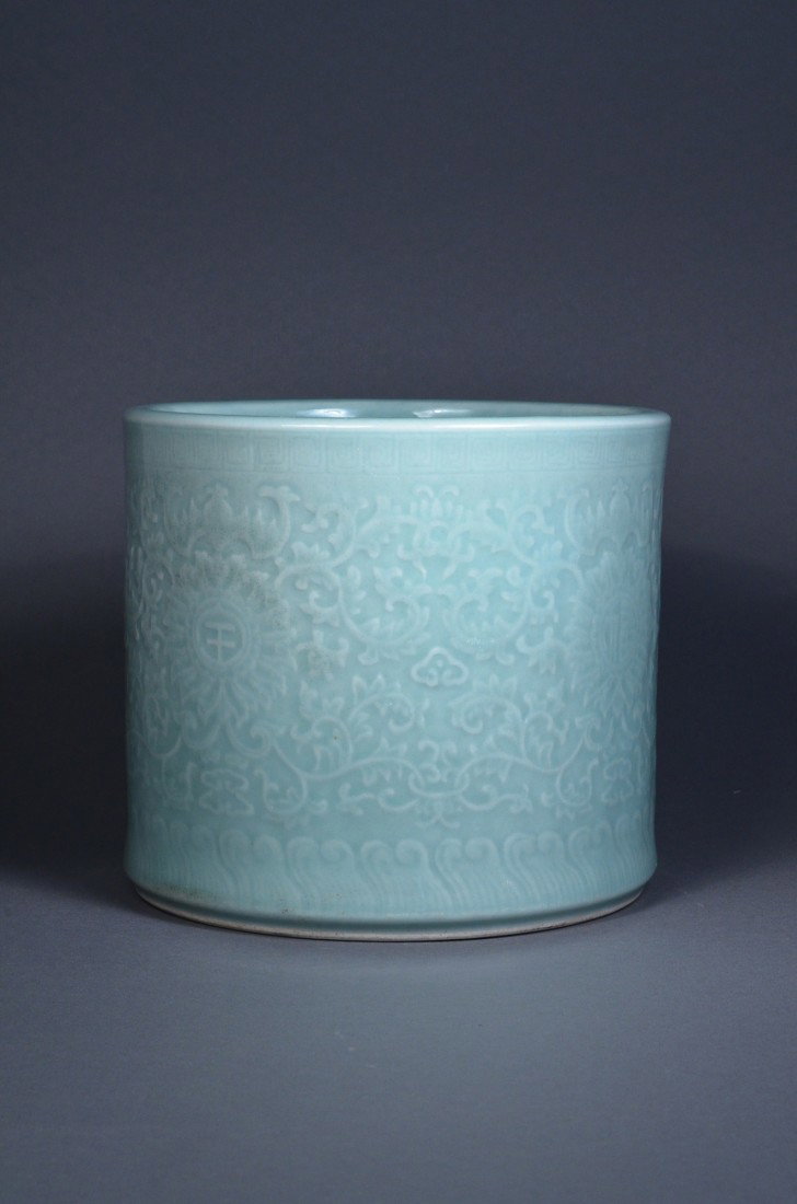 Chinese Claire de Lune Brush Pot Qianlong MK: Chinese Claire de Lune glazed porcelain brush pot; the cylindrical body featuring stylized lotus spray with fu, lu, shou, symbols surrounded by undulating classic scroll, auspicious bats; four-charact