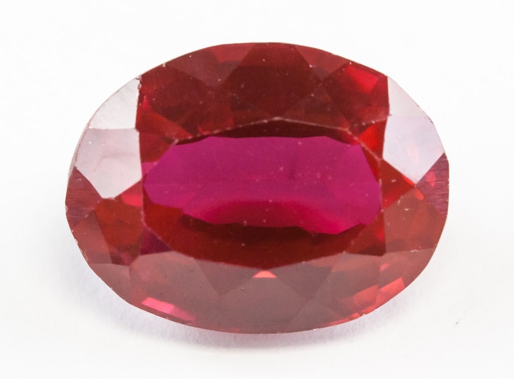 12.90ct Oval Cut Blood Red Natural Ruby GGL (1 of 4)
