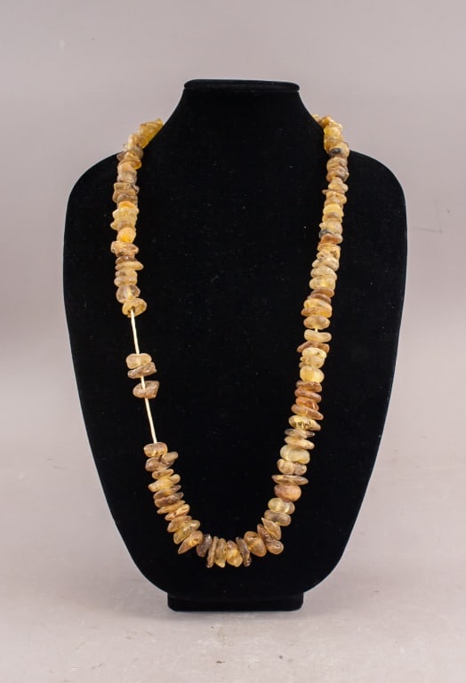 Chinese Old Amber Carved Necklace (1 of 6)