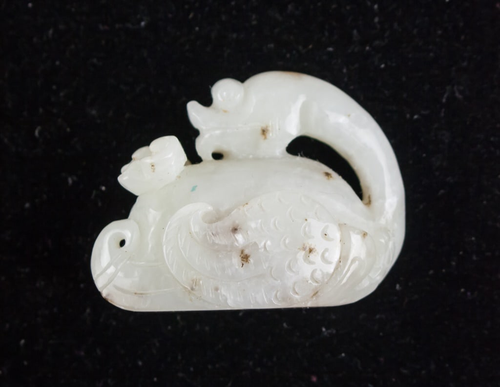 Chinese Fine White Jade Carved Swan Pendant (1 of 7)