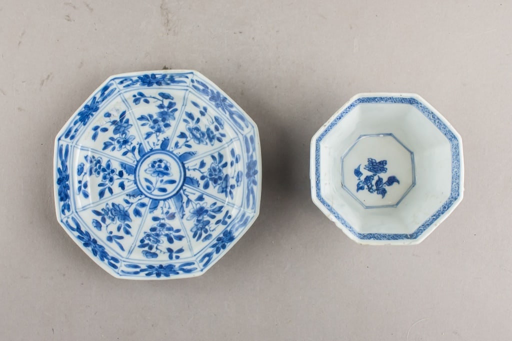 Chinese Ming Style Blue & White Cup & Plate (1 of 8)