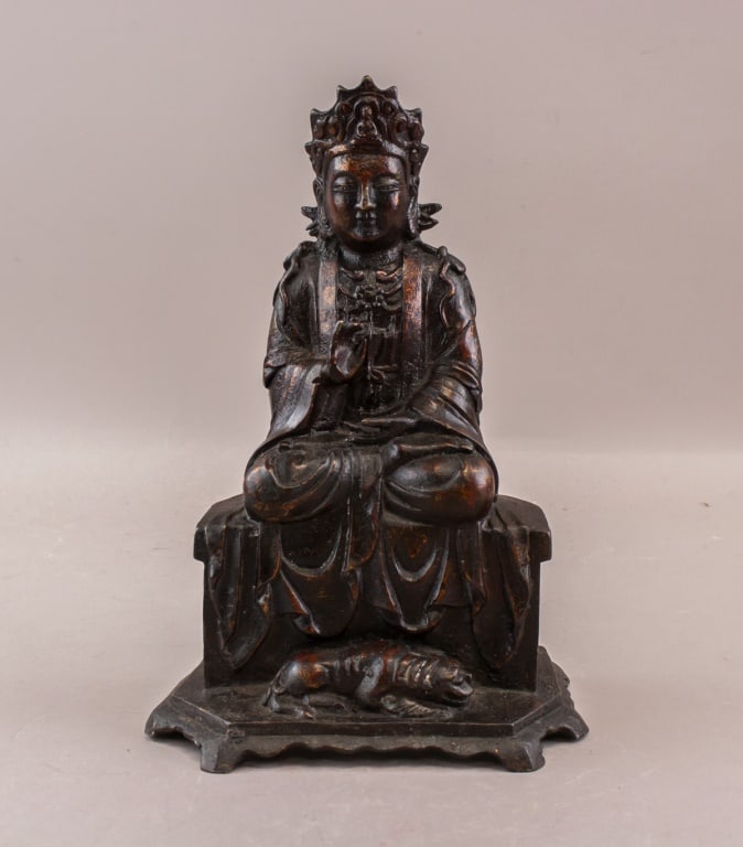 Chinese Bronze Carved Seating Guanyin Ming Era (1 of 9)
