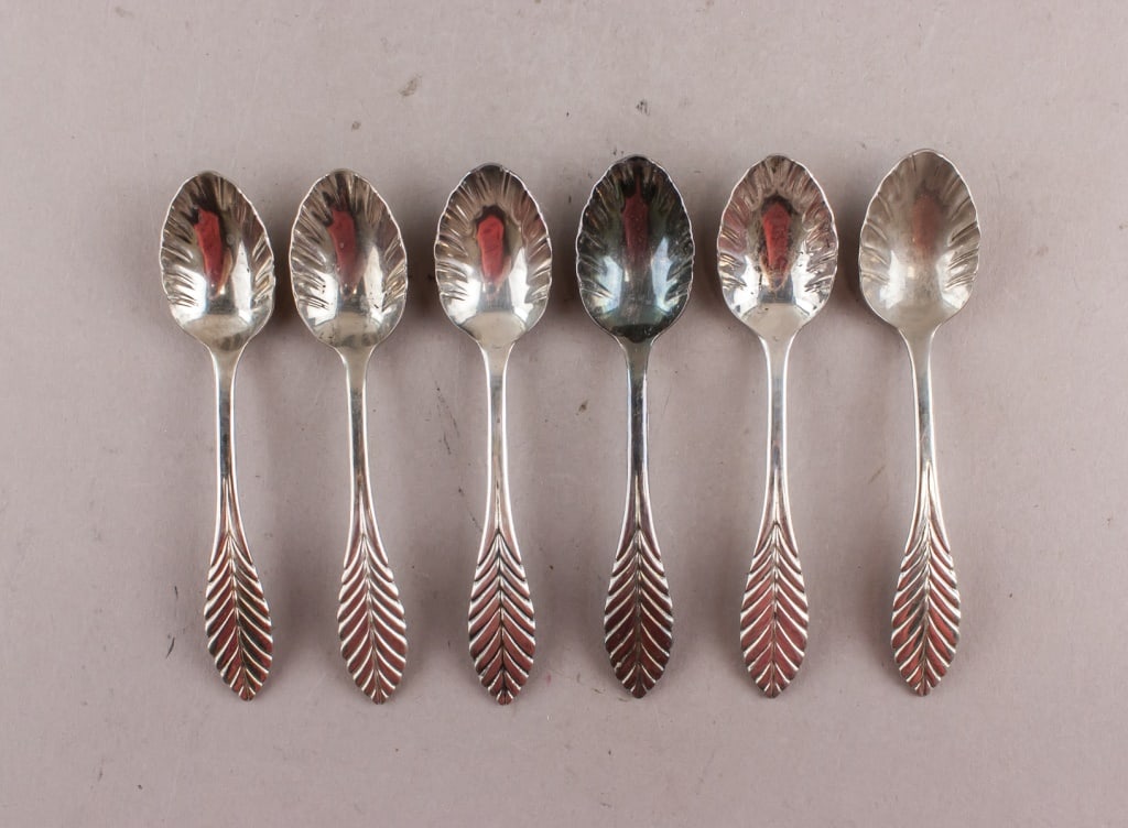 Vintage Japanese Silver-plated Teaspoons 6pc (1 of 7)