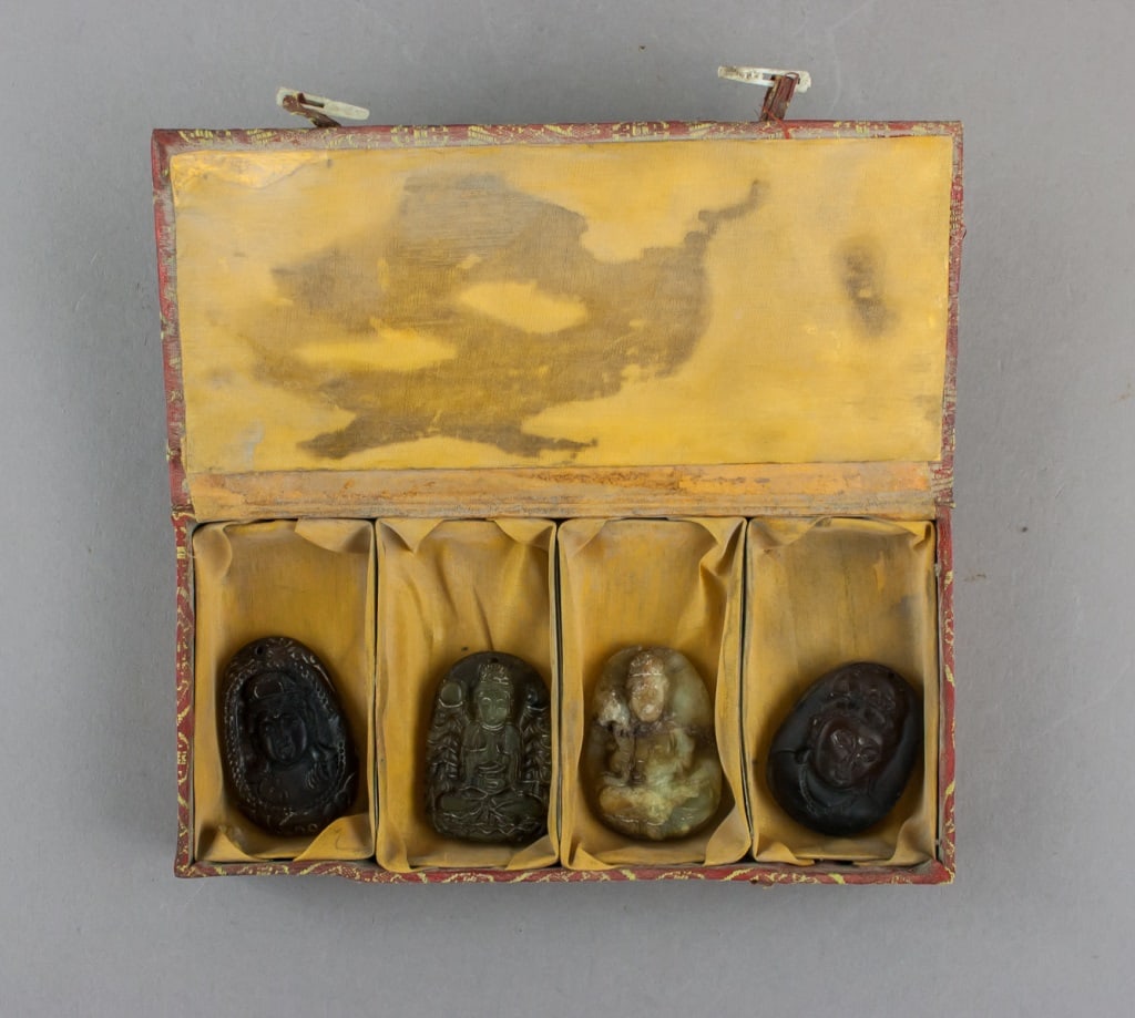 Chinese Old Hardstone Carved Pendants 4pc w/ Box (1 of 9)