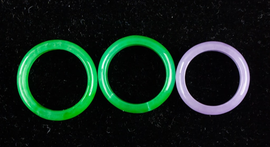 Chinese Green & Purple Hardstone Rings 3pc (1 of 7)