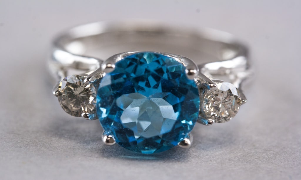 14k White Gold Topaz & 2 Diamonds Ring w/Appraisal (1 of 6)