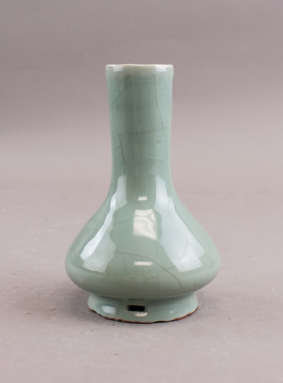 Chinese Song Era Longquan Ware Porcelain Vase (1 of 7)