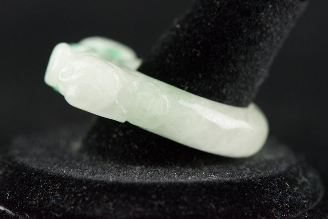 White & Emerald Green Jadeite Ring Carved Lingzhi - 5