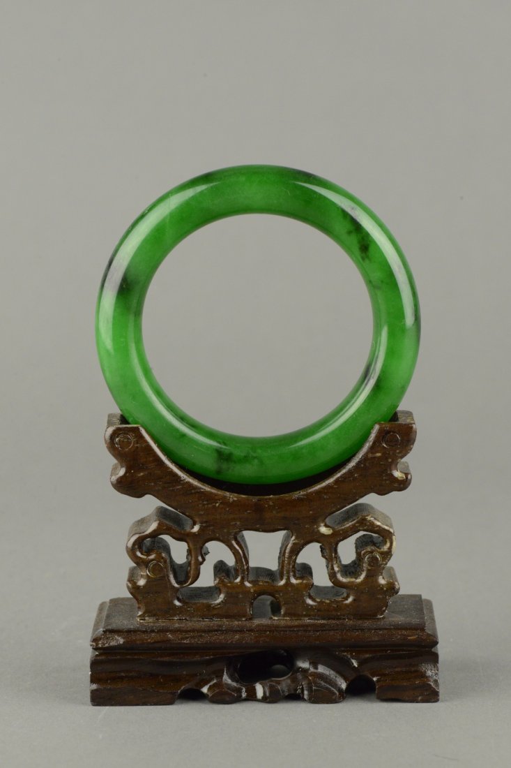 Chinese Rich Emerald Green Jadeite Carved Bangle