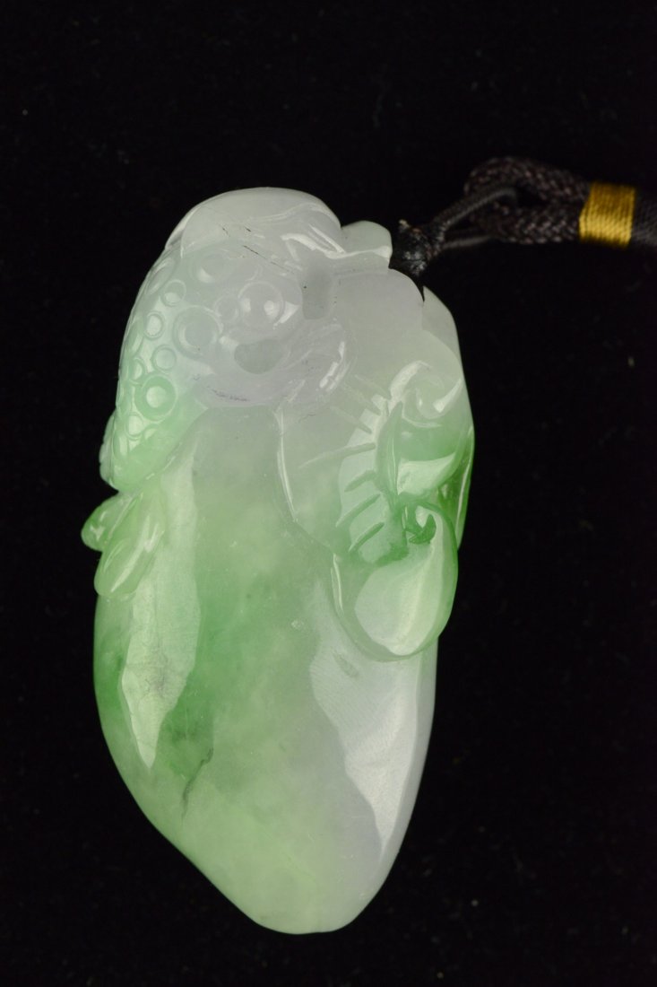 Chinese Green &White Jadeite Toggle Carved Fu Toad