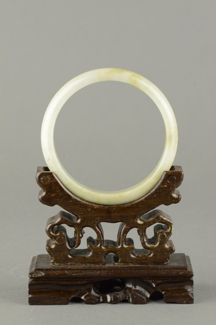 Charming Chinese White Jade Carved Bangle