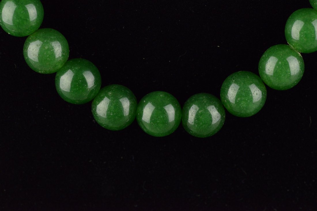 Exquisite Spinach Green Jade Necklace w 108 Beads - 3