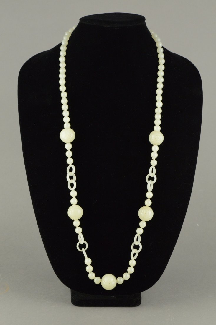 Chinese Fine Imperial Hetian Jade Bead Necklace