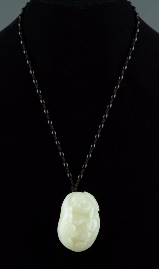 Fine Chinese White Jade Buddha on Bead Necklace - 2