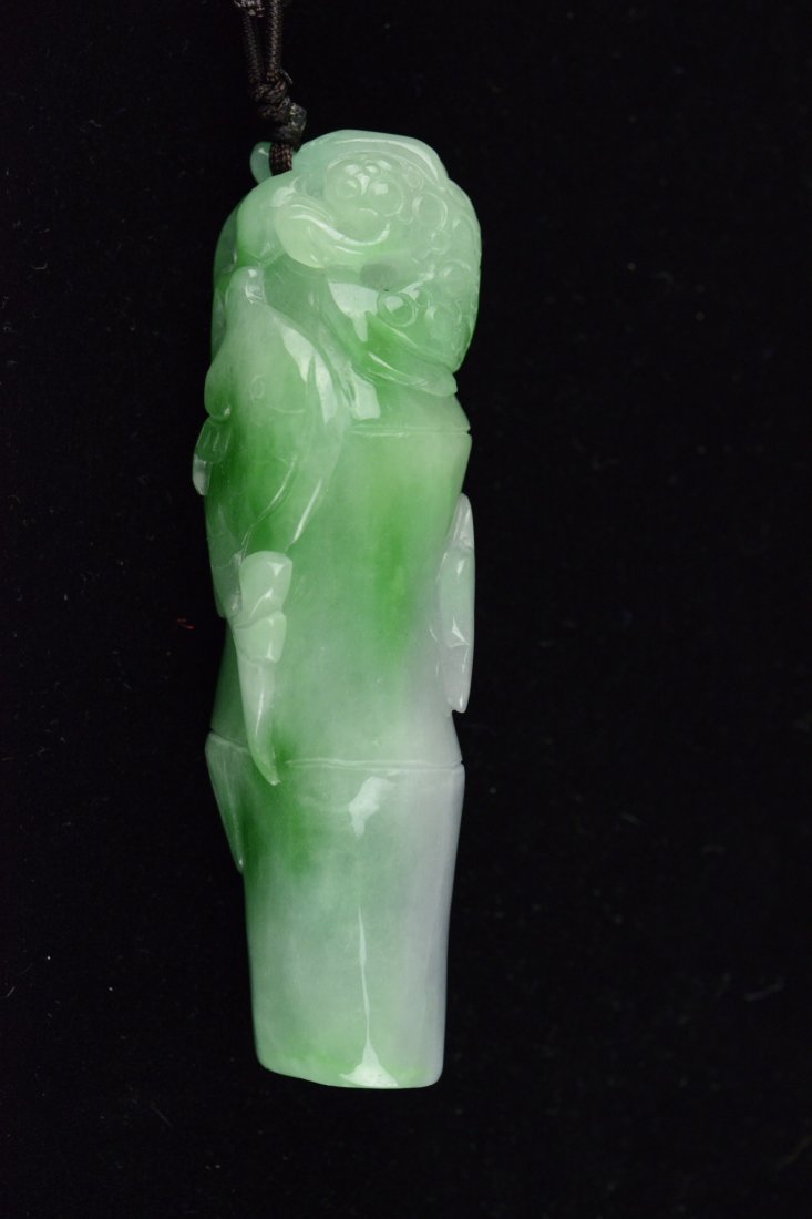 Fine Emerald Green Jadeite Carved Lingzhi & Bamboo - 2