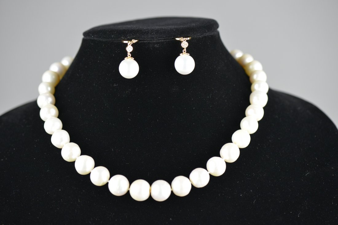 Chinese Natural Pearl Necklace & Pair of Earrings