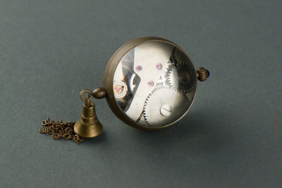 Omega Switzerland 1882 Crystal Ball Clock - 2