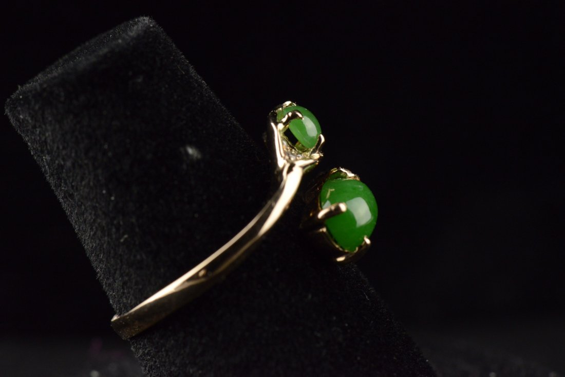 Chinese Lady's Ring 18K Gold with Green Jadeite - 2