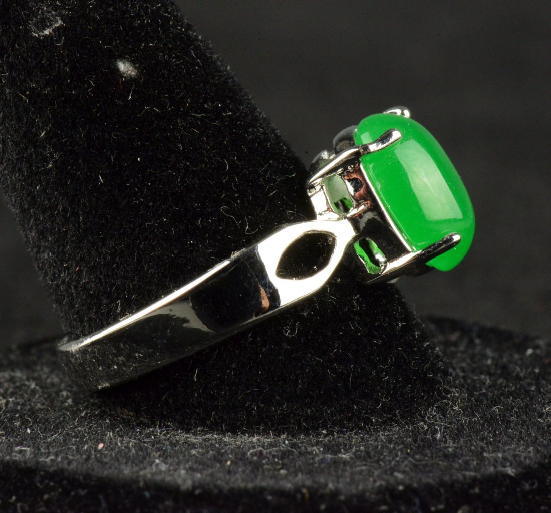 3 Pieces of Chinese Emerald Green Jadeite Rings - 3