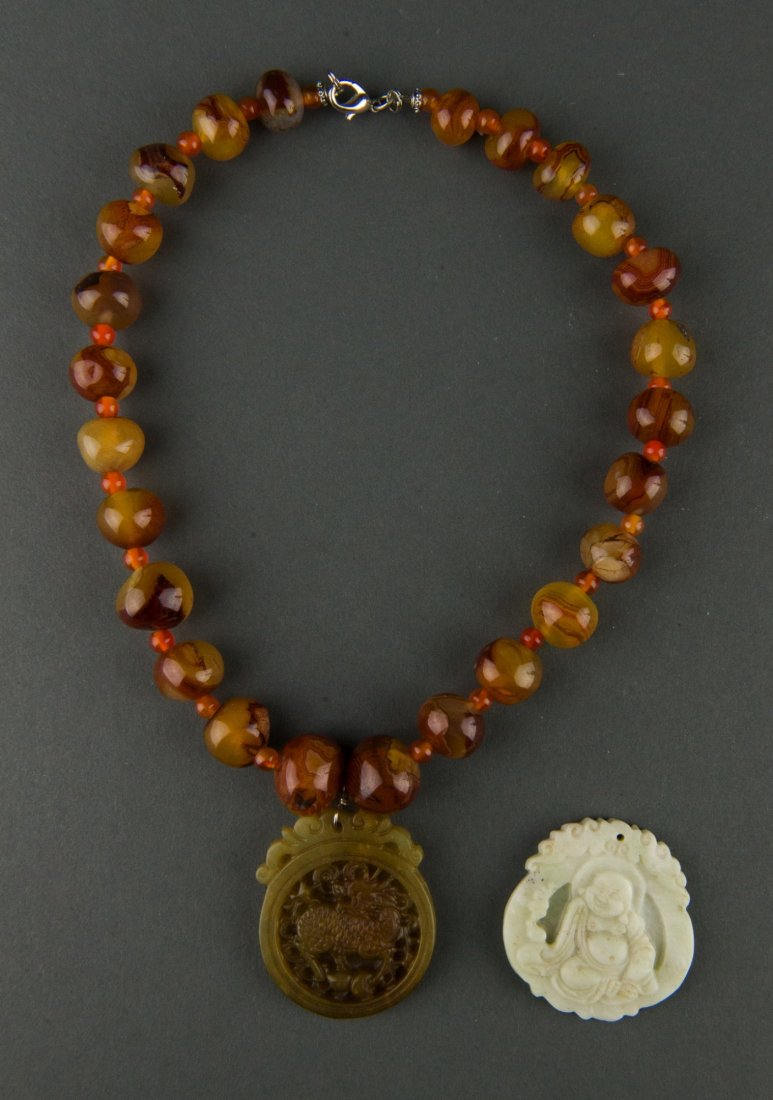 Chinese Agate Bead Necklace w 2 Hardstone Pendants