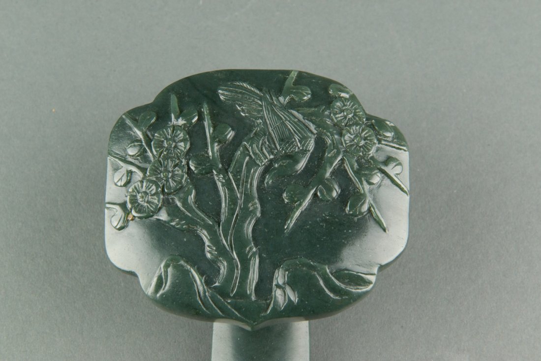 Chinese Spinach Green Hardstone Carved Scepter - 4