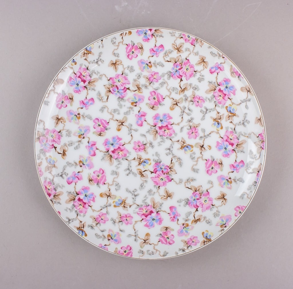 Japanese Porcelain Floral Chintz Plate (1 of 4)