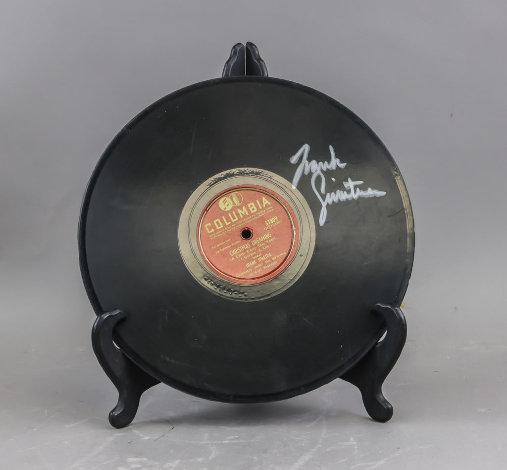 Vintage 10 Inch Vinyl Record Signed Frank Sinatra (1 of 8)