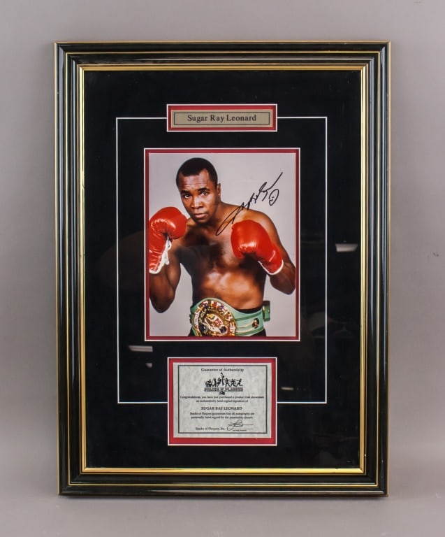 Sugar Ray Leonard Signed Framed Photo w/ COA (1 of 10)