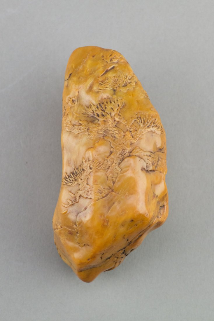 Chinese Shoushan Stone Pebble Carved Pine Trees: Chinese shoushan stone pebble, carved continuos landscape with pine tree. H: 10 cm, W: 5 cm, 314 grams. Ma Collection Toronto.
