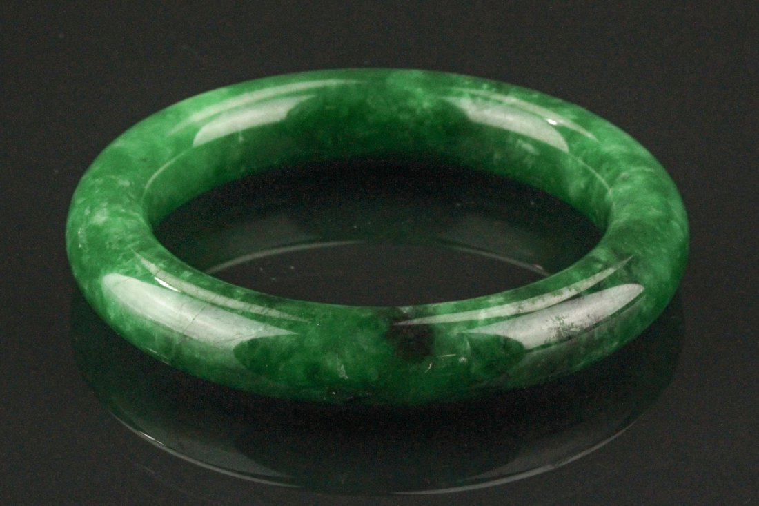 Chinese Emerald Green Jadeite Bangle (1 of 6)