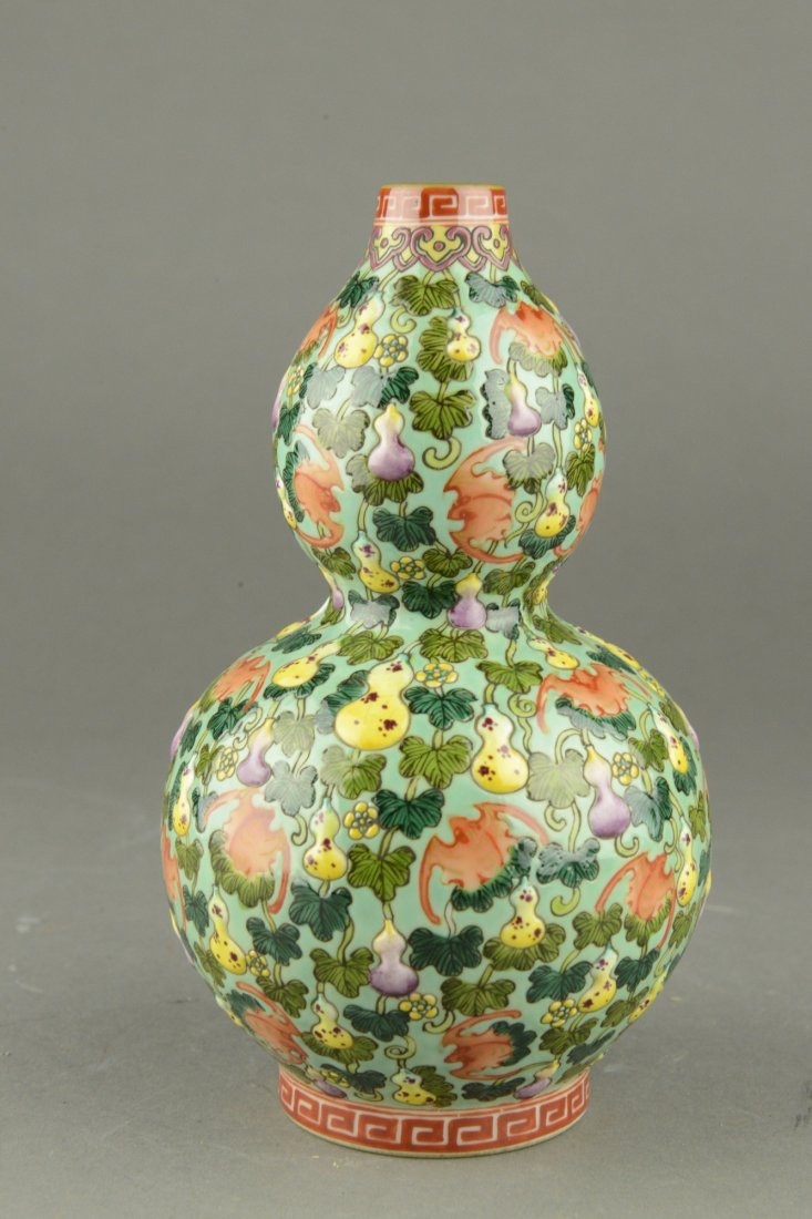 Chinese Double Gourd Porcelain Vase Qianlong Mk (1 of 3)