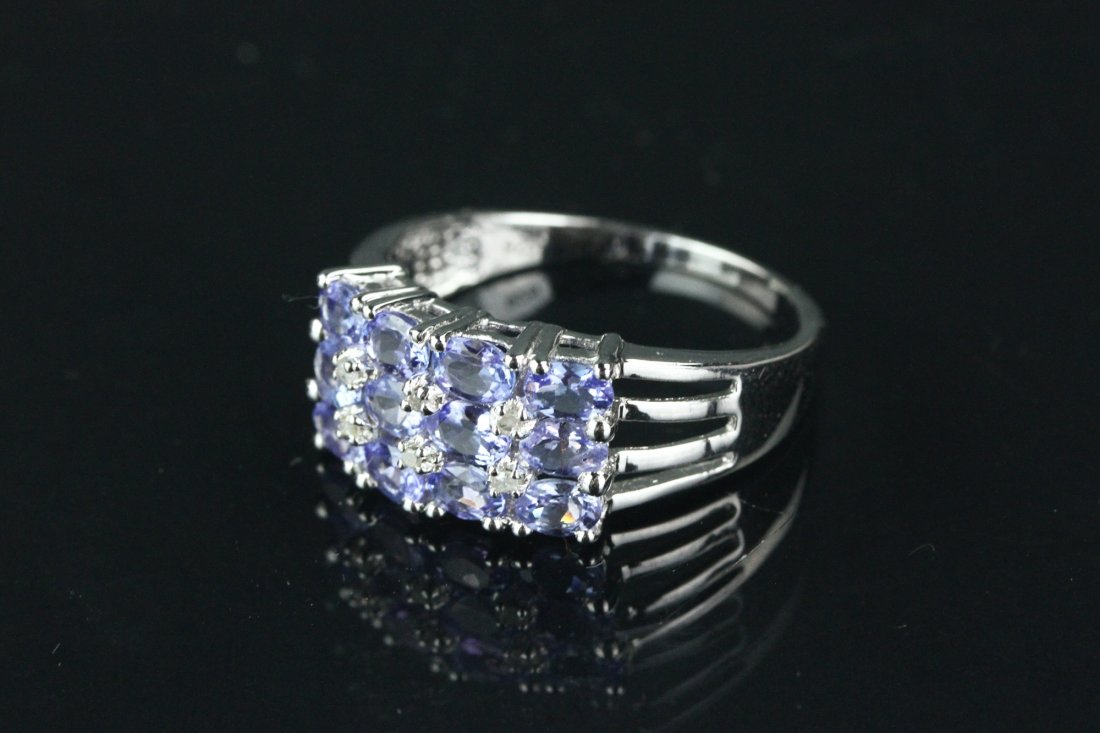 Sterling Silver Tanzanite & Diamond Ring CRV $700 (1 of 4)