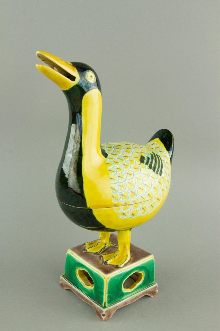 Glazed Duck Porcelain Incense Burner Chenghua MK (1 of 8)