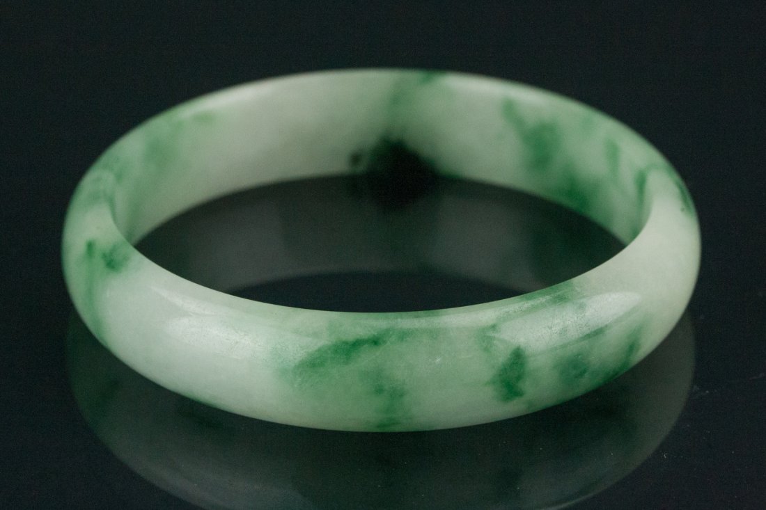 Chinese Green Jadeite Bangle (1 of 5)