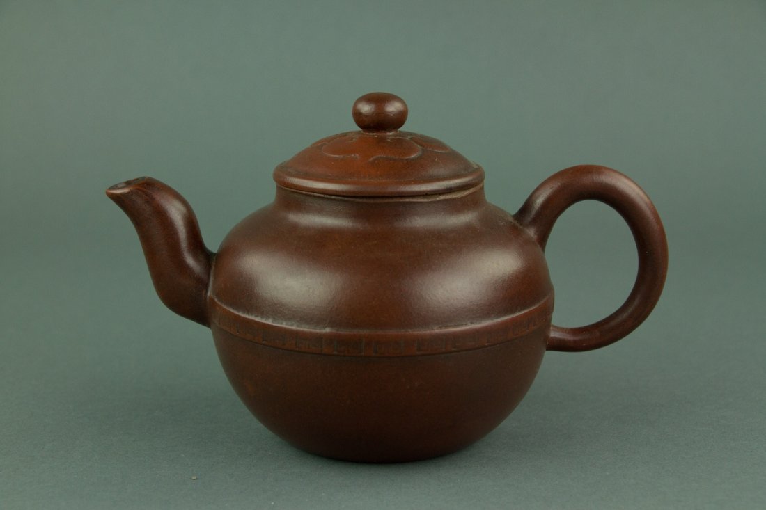 Chinese Fine Zisha Teapot Gu Jingzhou Mark (1 of 5)