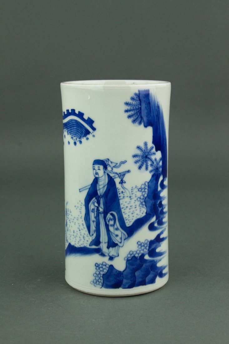 Chinese Qing Period Blue&White Brush Pot (1 of 7)