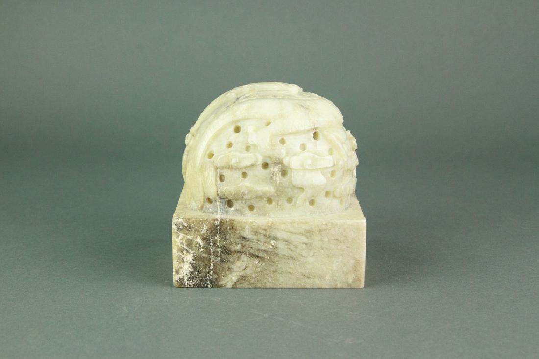 Chinese White Jade Dragon Seal Kangxi Mark (1 of 5)