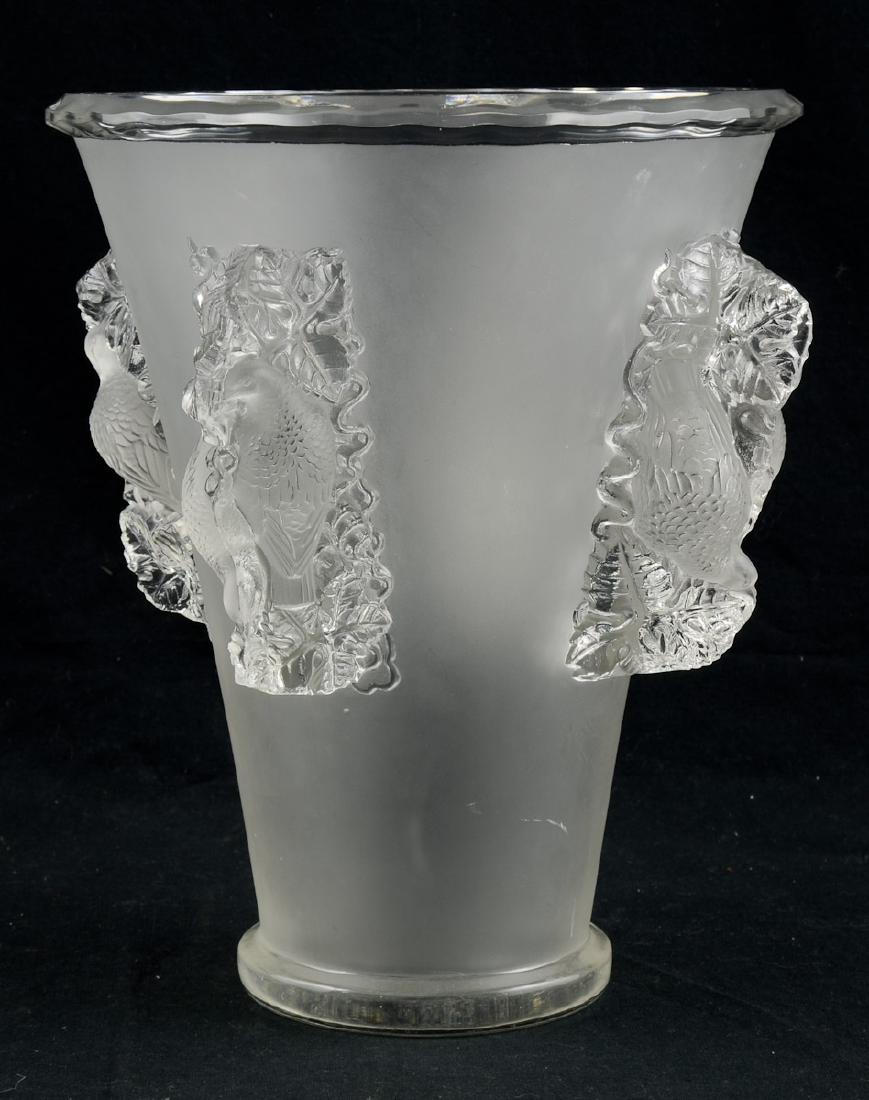 Lalique Saint-Emilion Vase (1 of 7)