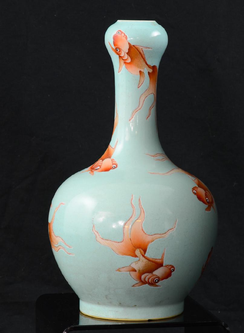 Chinese Porcelain Vase (1 of 8)