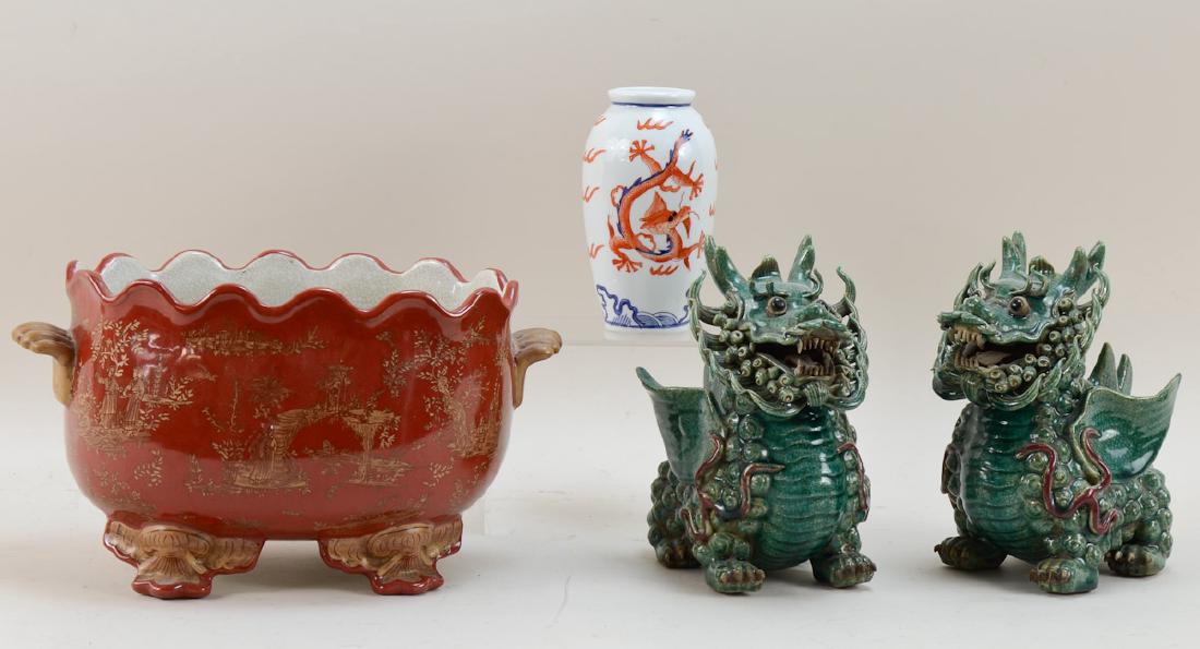 Four pieces Chinese Ceramics (1 of 4)
