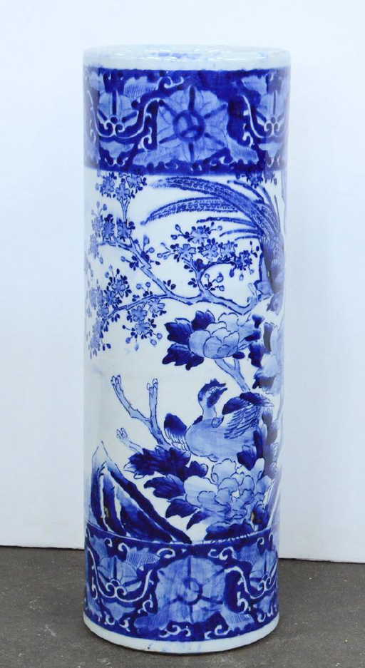 Asian Blue And White Porcelain Umbrella Stand