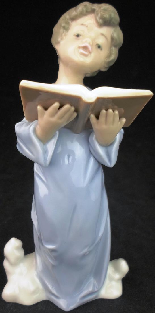 Lladro 5724 Heavenly Voice Boy Angel w/Music (1 of 5)
