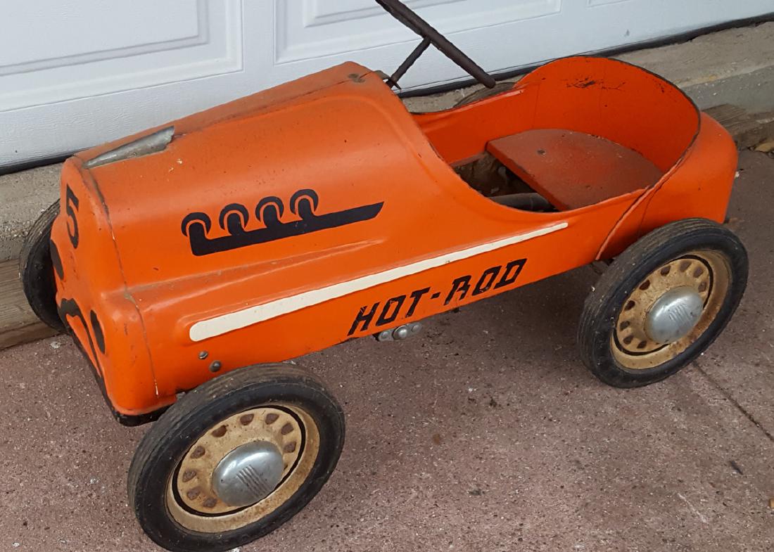 Garton Hot Rod pedal car, original paint (1 of 2)
