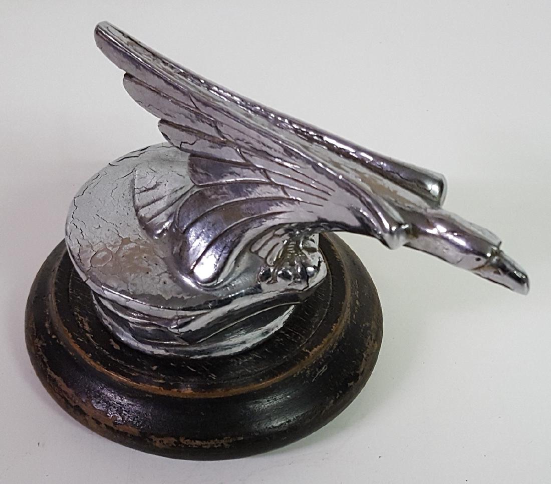 Marmon eagle mascot, 1927-1928 (1 of 2)