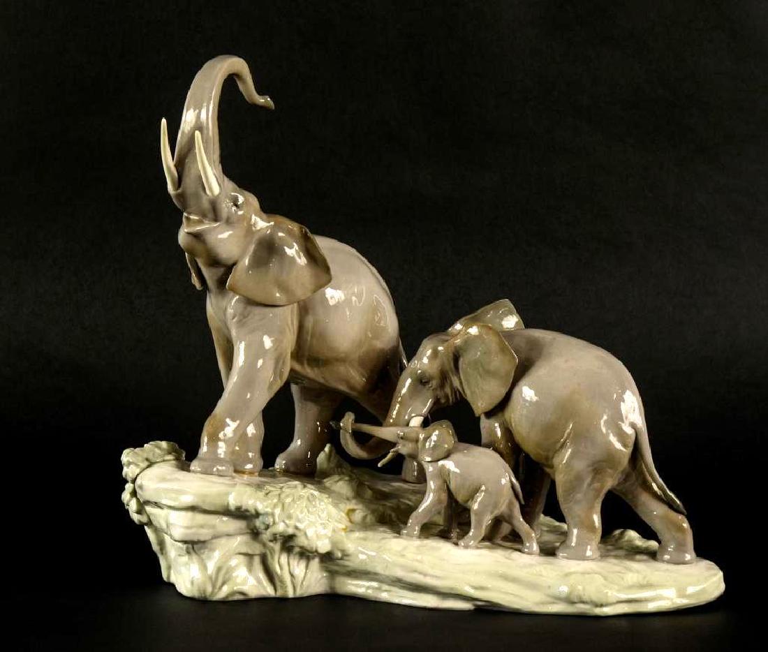 Lladro Elephants Walking Figurine