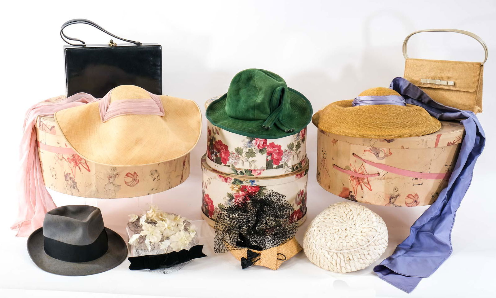Vintage Ladies Hats and Handbags: Purses, Vintage hats, and hatboxes. Condition is barn-fresh, some dust, spotting, etc. Keywords: Antique, Hand Bags, Millinery