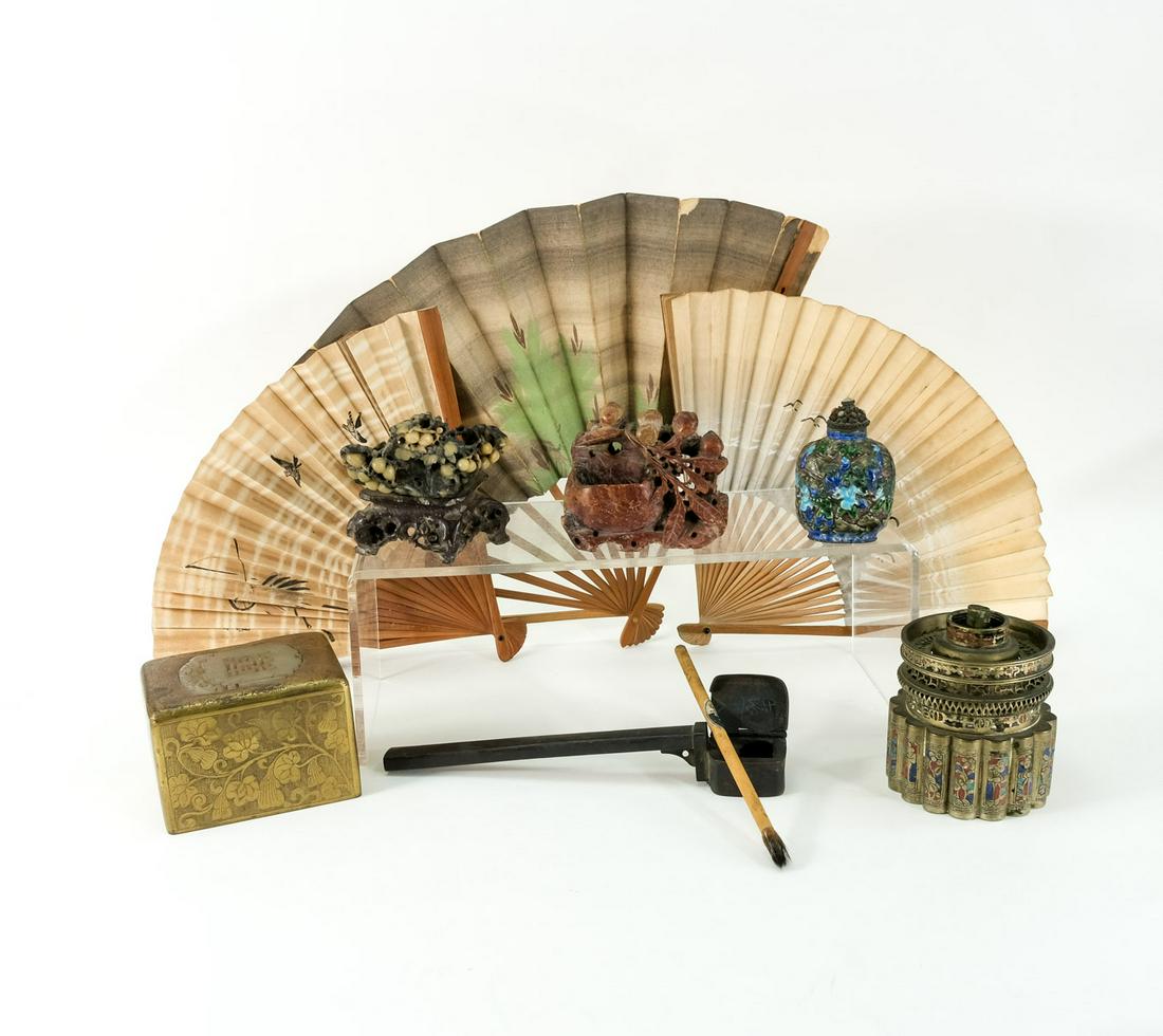 Asian Estate Group, Chinese Japanese. (1 of 7)